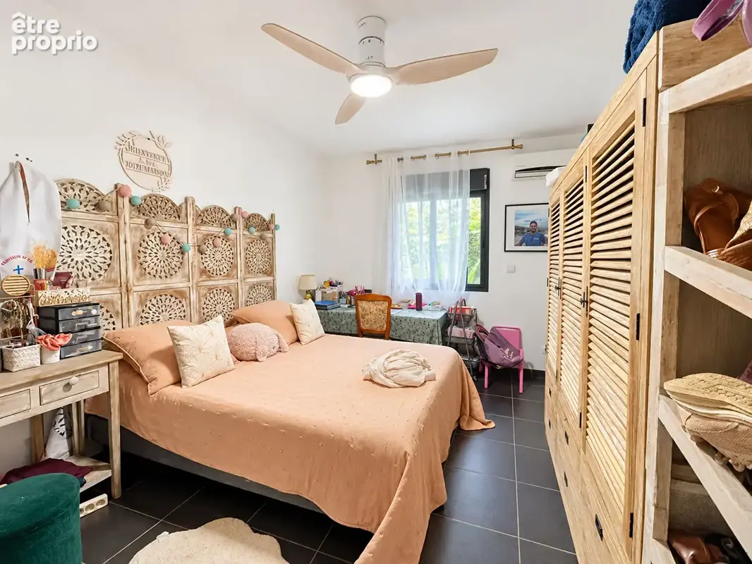 A VENDRE - Saint-Benoit - Maison avec terrasse et jardin + 130 m2 bonus exploitable - photo 6