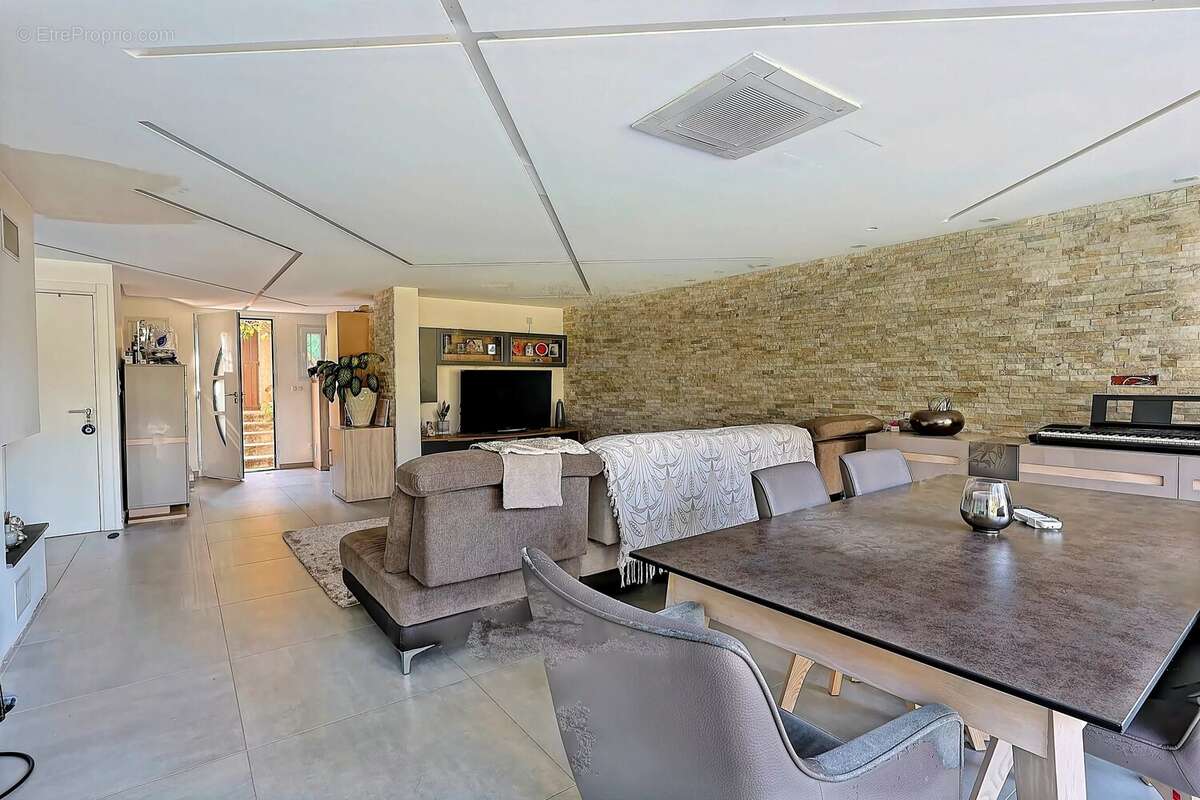 Maison à ANTIBES