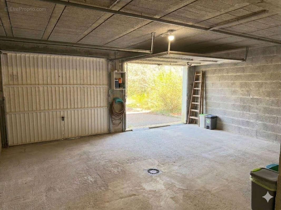 Maison à LE GIROUARD