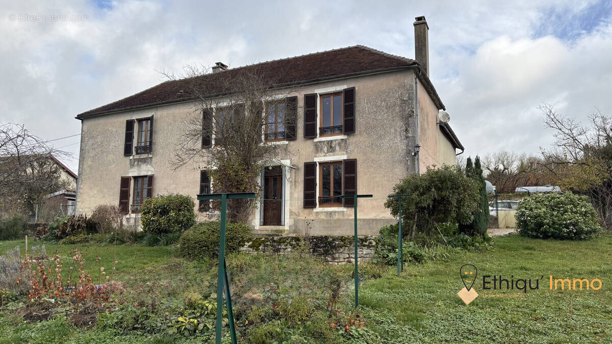Maison à BOSSANCOURT