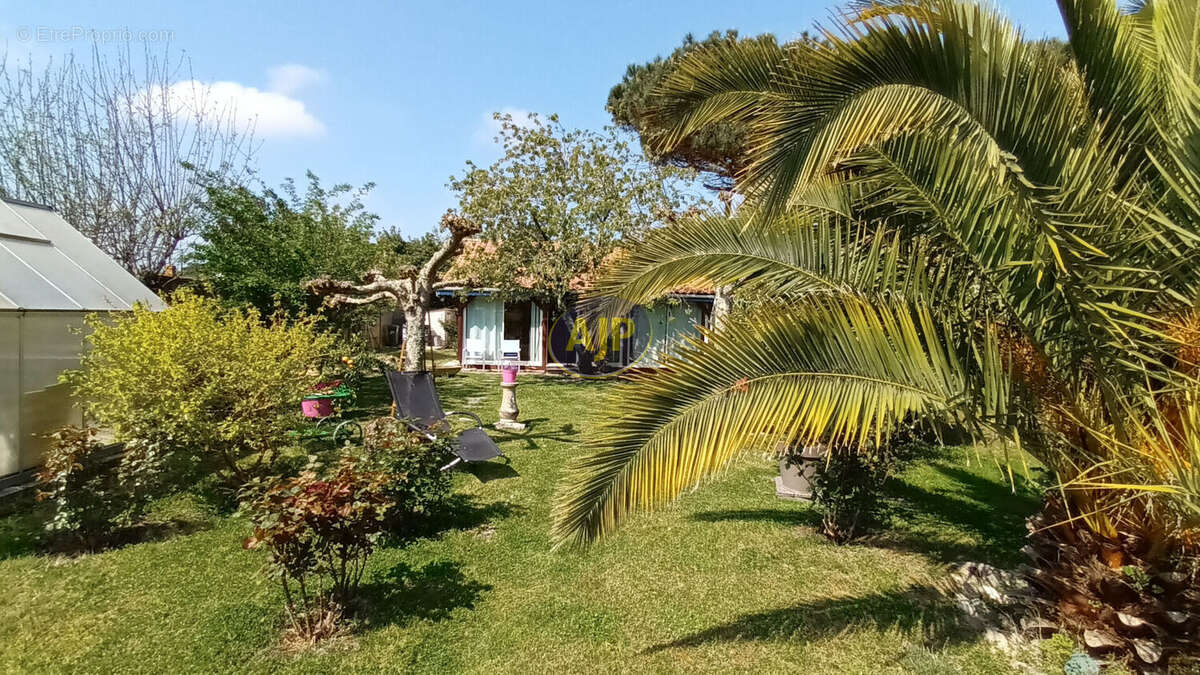 St vivien de medoc - deux maisons  -t7 - photo 4