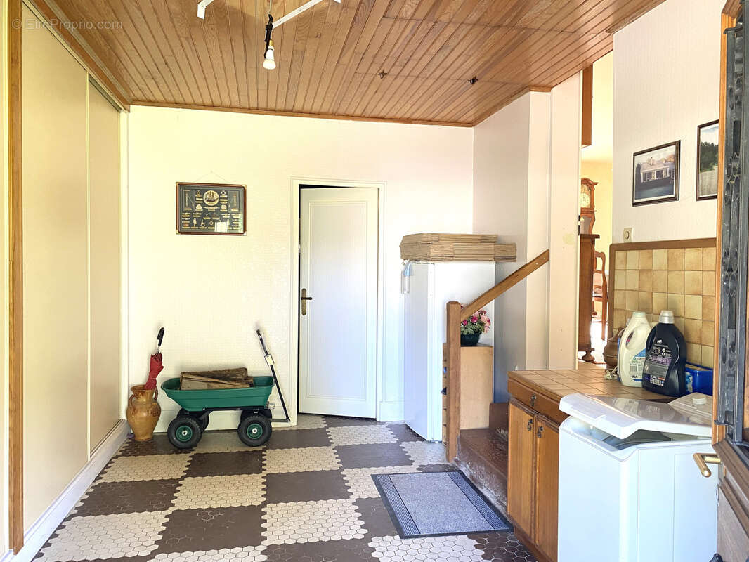 Maison à BAZOCHES-SUR-LE-BETZ