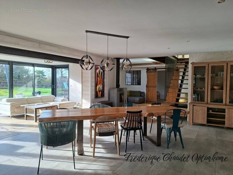 Maison à RUILLE-FROID-FONDS