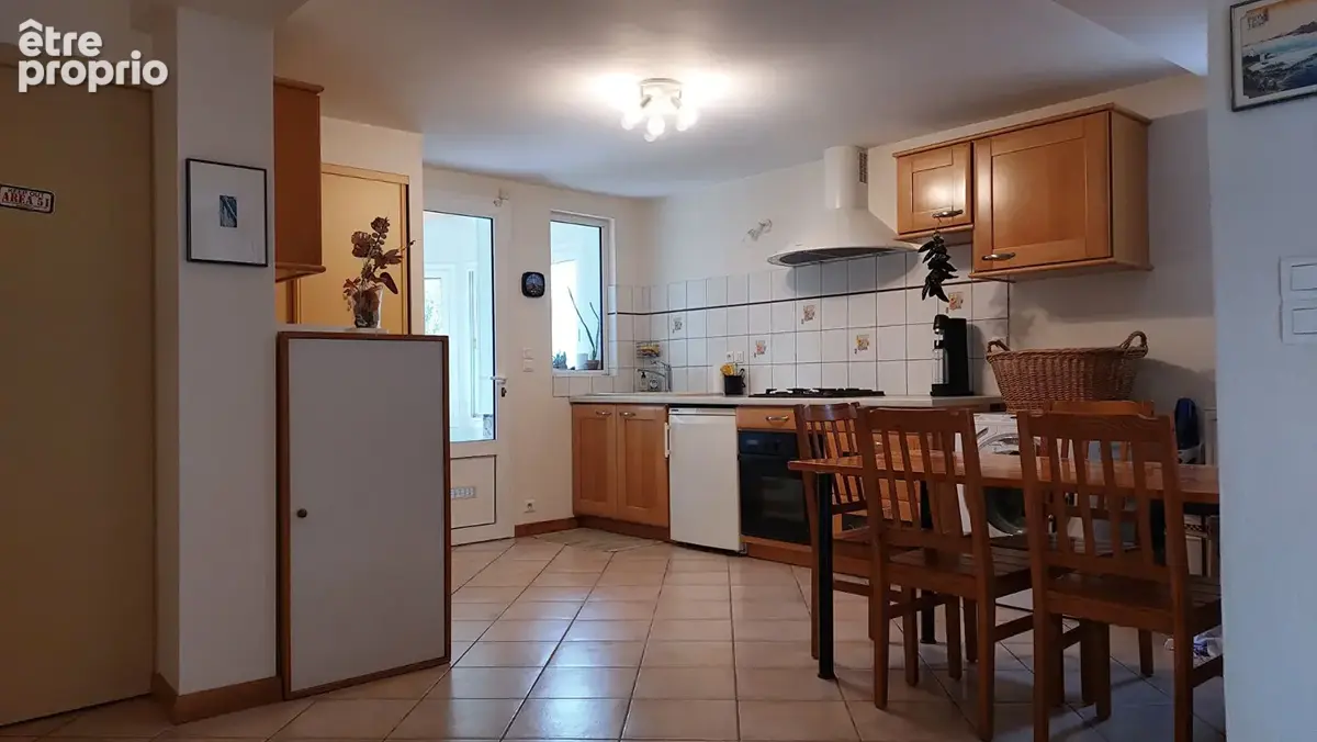 BLAGNAC SERVANTY Maison familiale de 8 pièces de 208m2 hab sur 914m² de terrain - photo 8