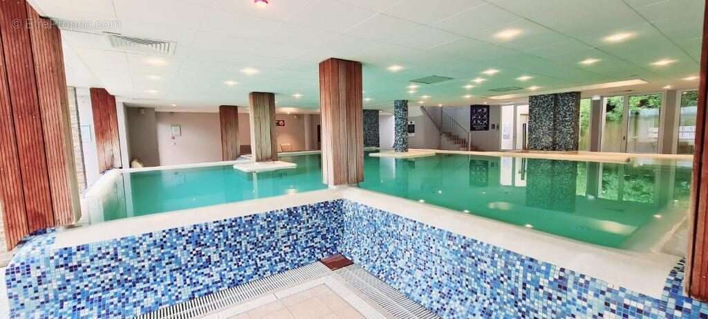 Appartement à ENTRAYGUES-SUR-TRUYERE