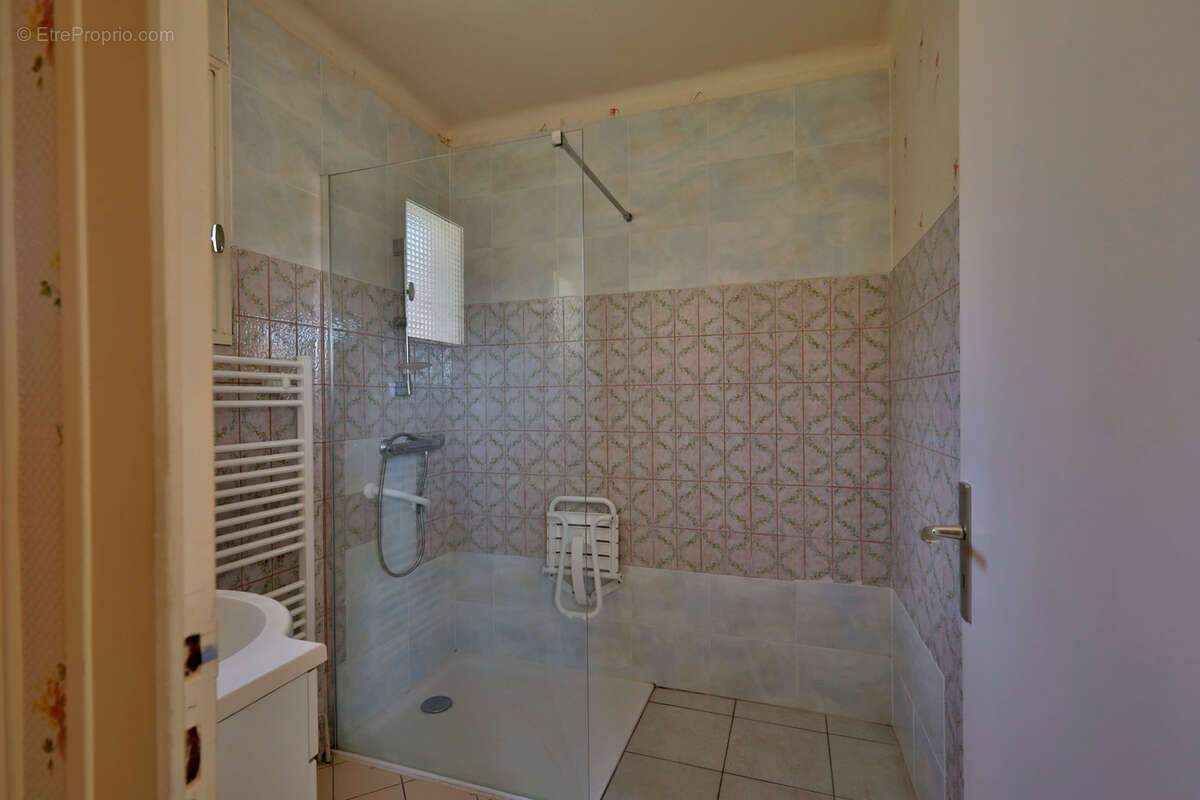 Maison à OYTIER-SAINT-OBLAS