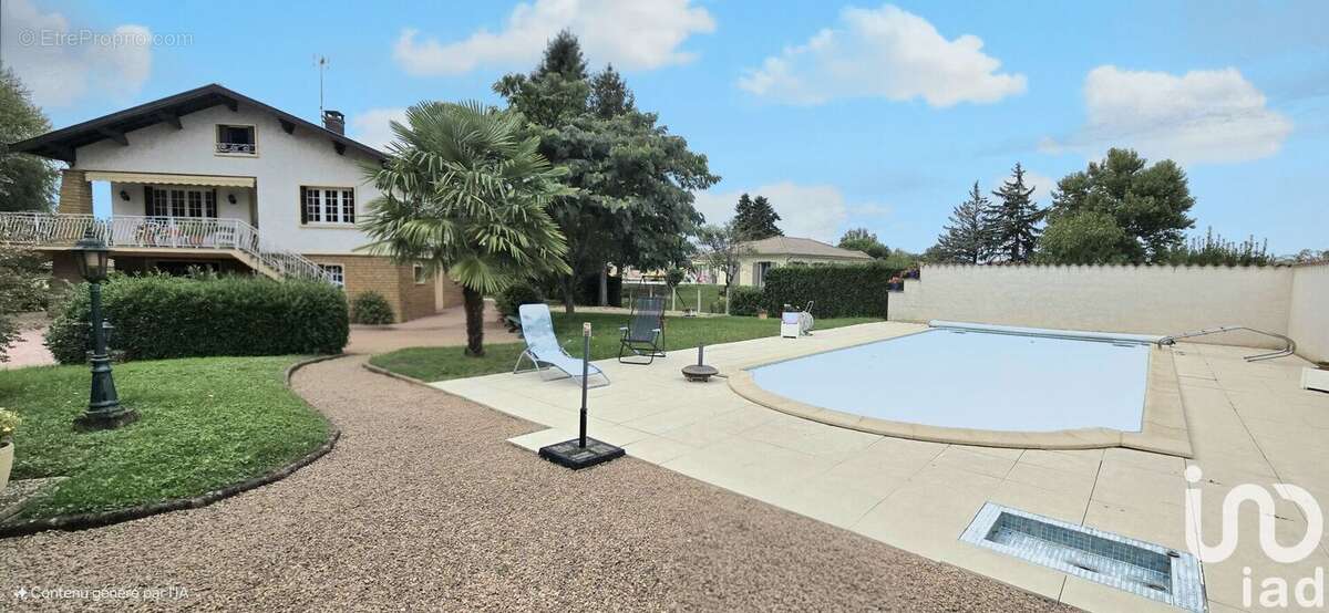 Photo 2 - Maison à ARNAS