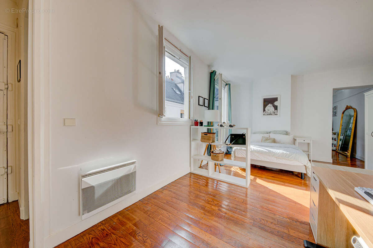 Appartement à PARIS-9E