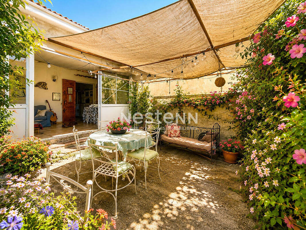 Maison - Golfe-Juan - Proche de la mer - Exposée SUD - Grand Jardin - photo 2