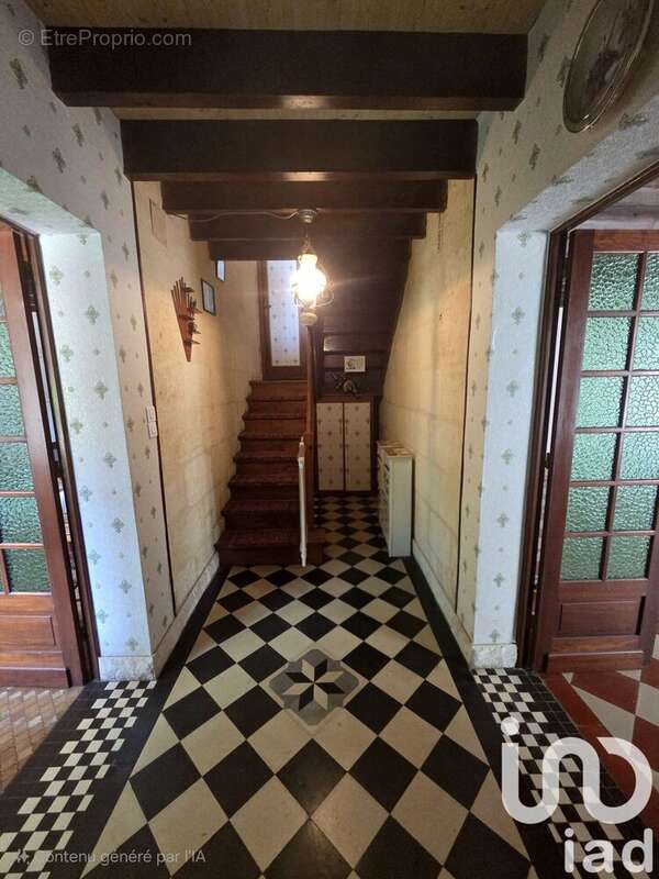 Maison 180 m² à Saint-Gervais  - photo 2