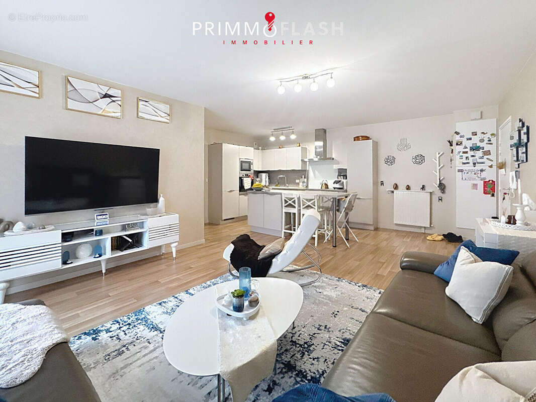 Appartement à AUBERVILLIERS