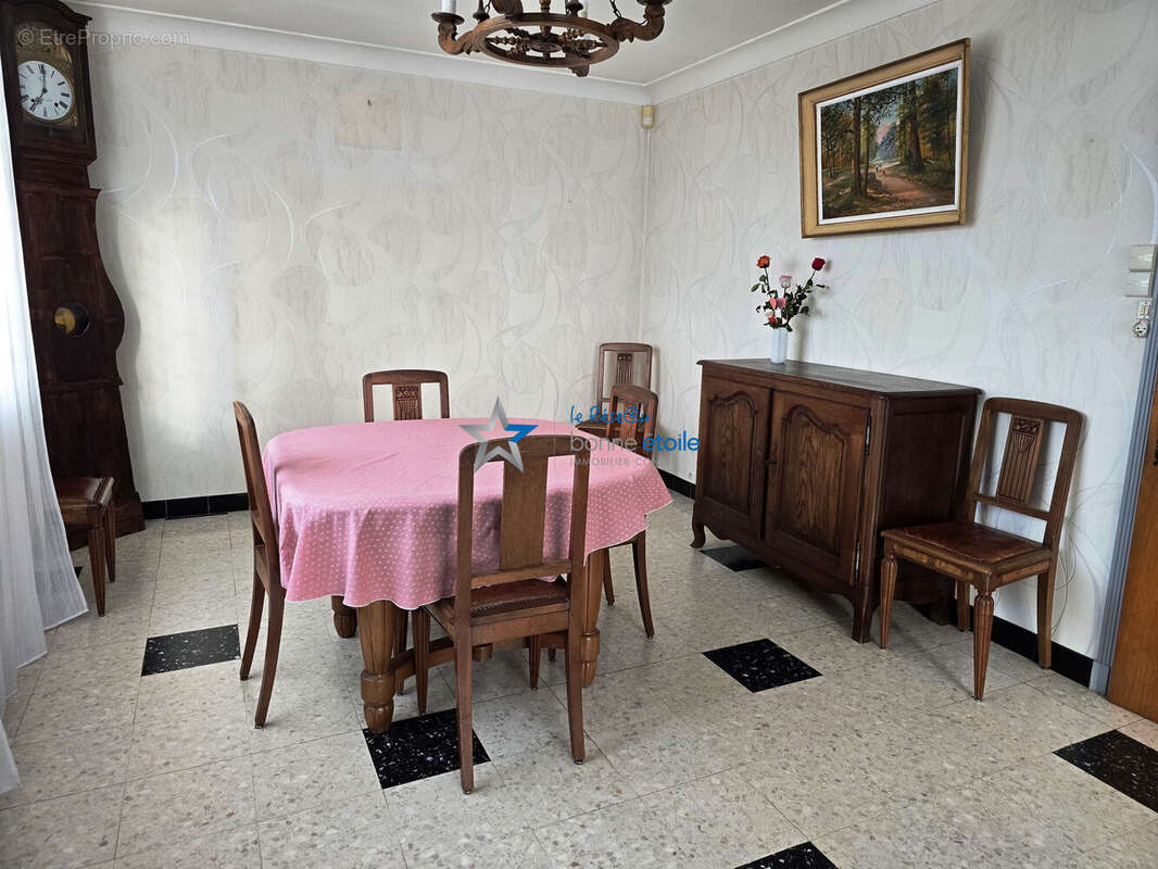 Maison à CHALINDREY