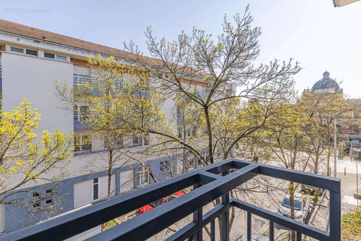 Appartement à NANTERRE