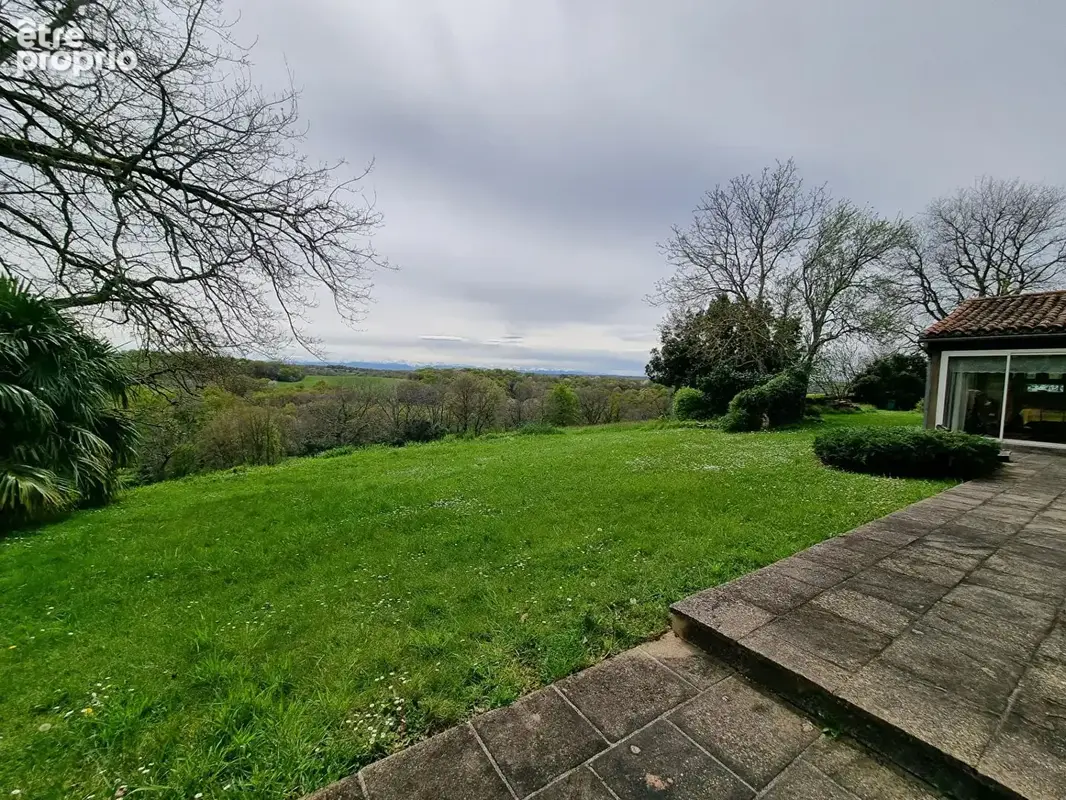 Maison de campagne sur terrain de 9738m² - photo 18