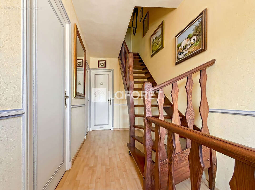 Maison 120 m²  - 3 chambres - 1 cave  - SECTEUR PONT DU LEU - photo 6