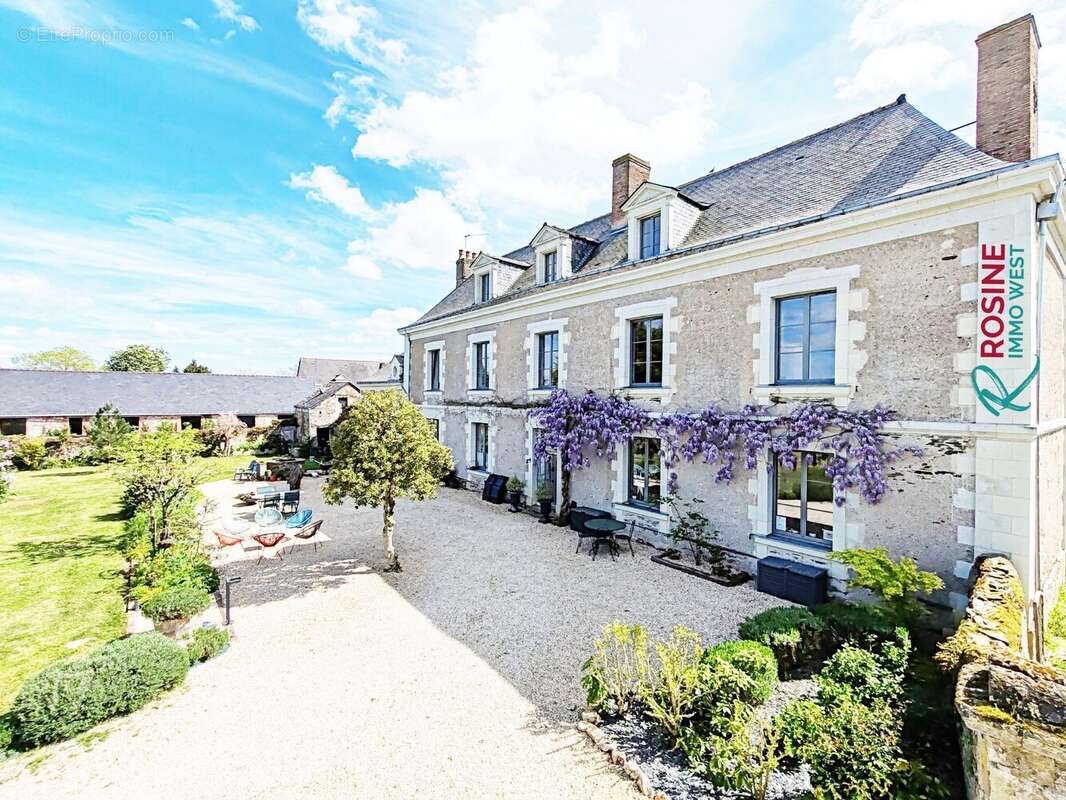 Maison 401 m² à Saint-Melaine-Sur-Aubance  - photo 2