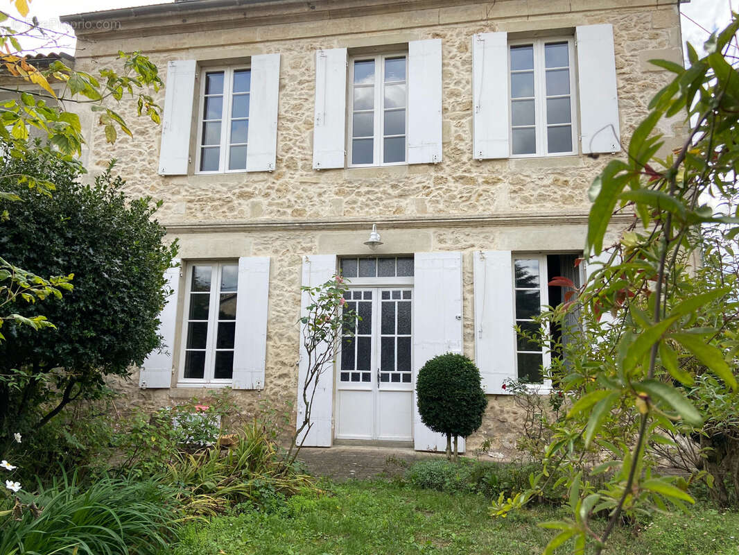 Maison à CERONS
