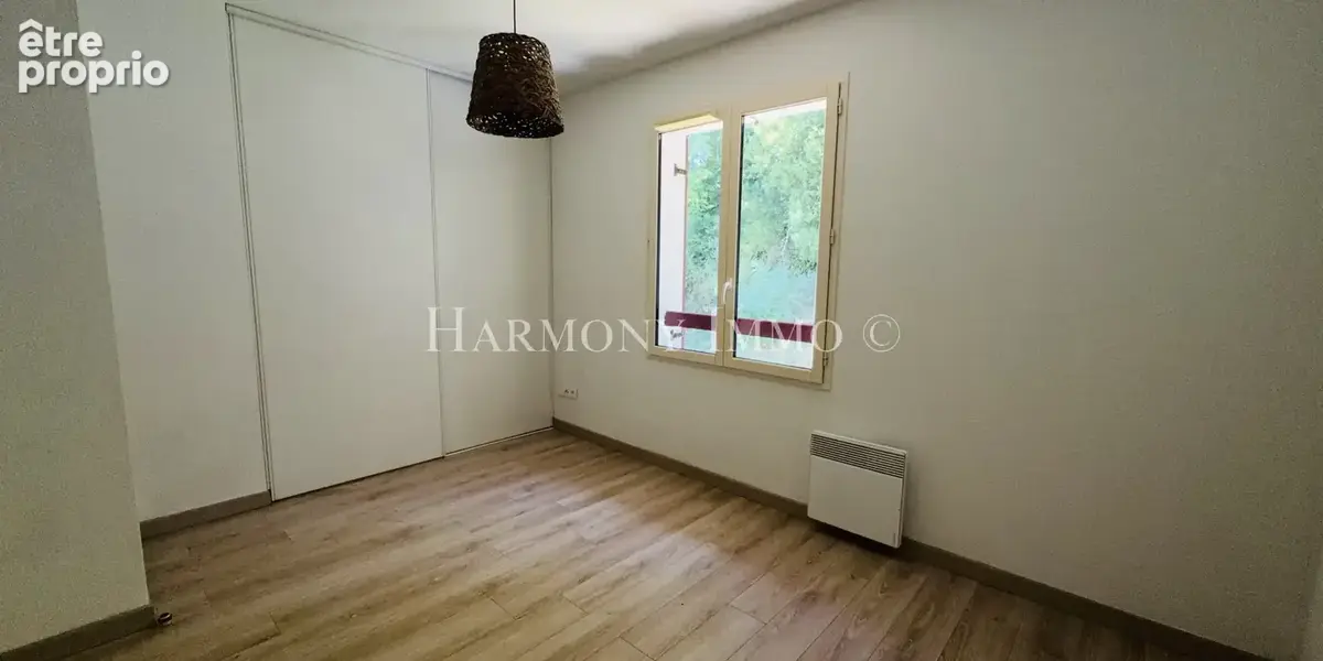 En exclusivité, appartement / maison avec terrasse cave et parking. - photo 9