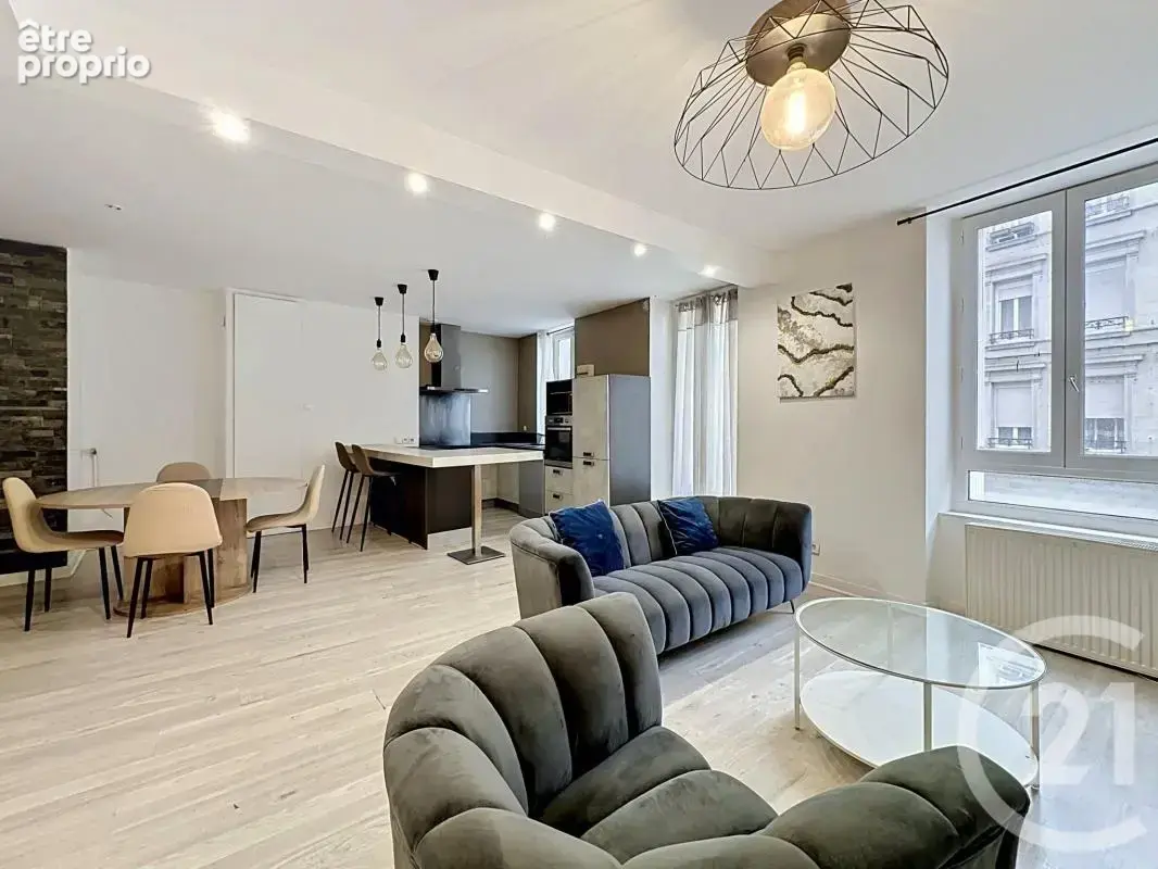 Appartement 70 m² à Rive-De-Gier  - photo 2