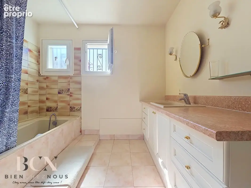 Maison familiale individuelle de 143m2 avec  5 chambres dont 2 au RDC, et sous sol total - photo 5