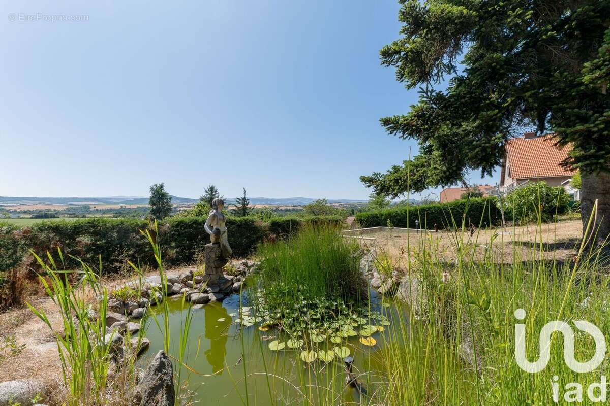 Photo 5 - Maison à AUZAT-LA-COMBELLE