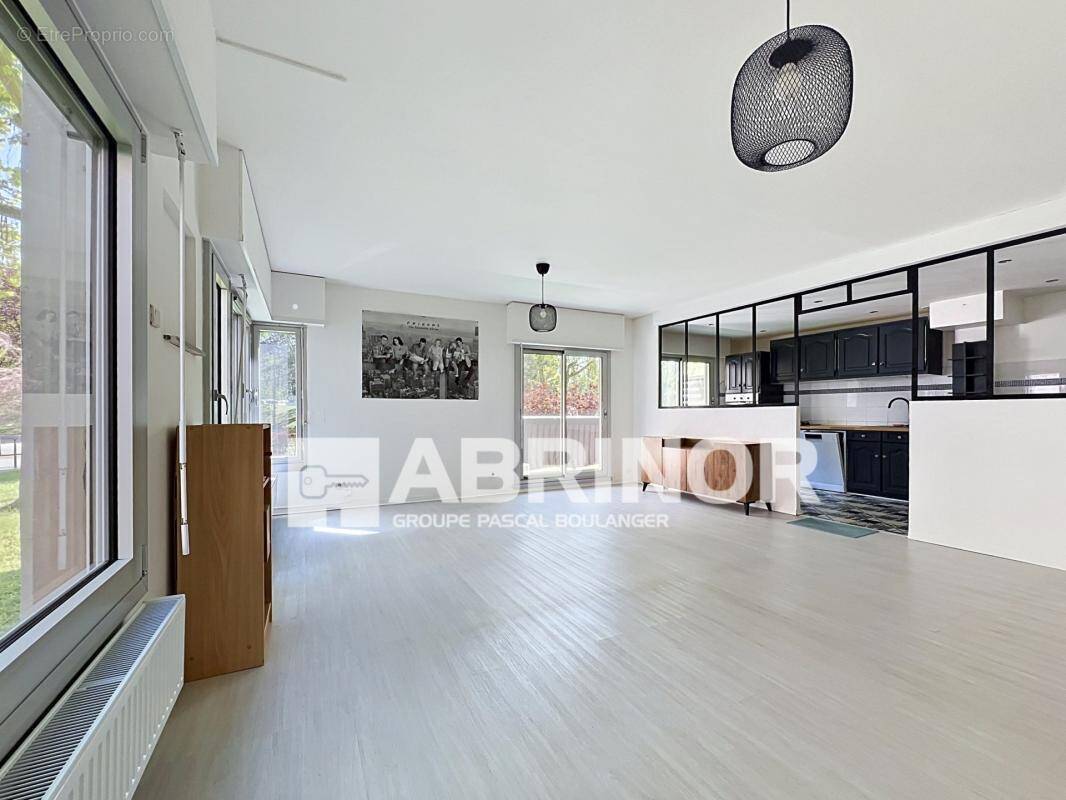 Appartement à LA MADELEINE
