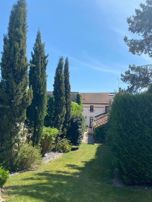 Maison à BOURGOGNE