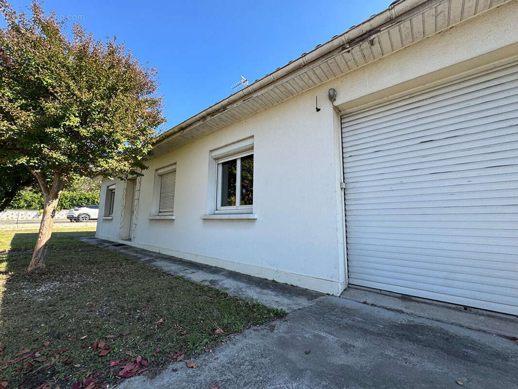 Maison à SAINTE-LIVRADE-SUR-LOT