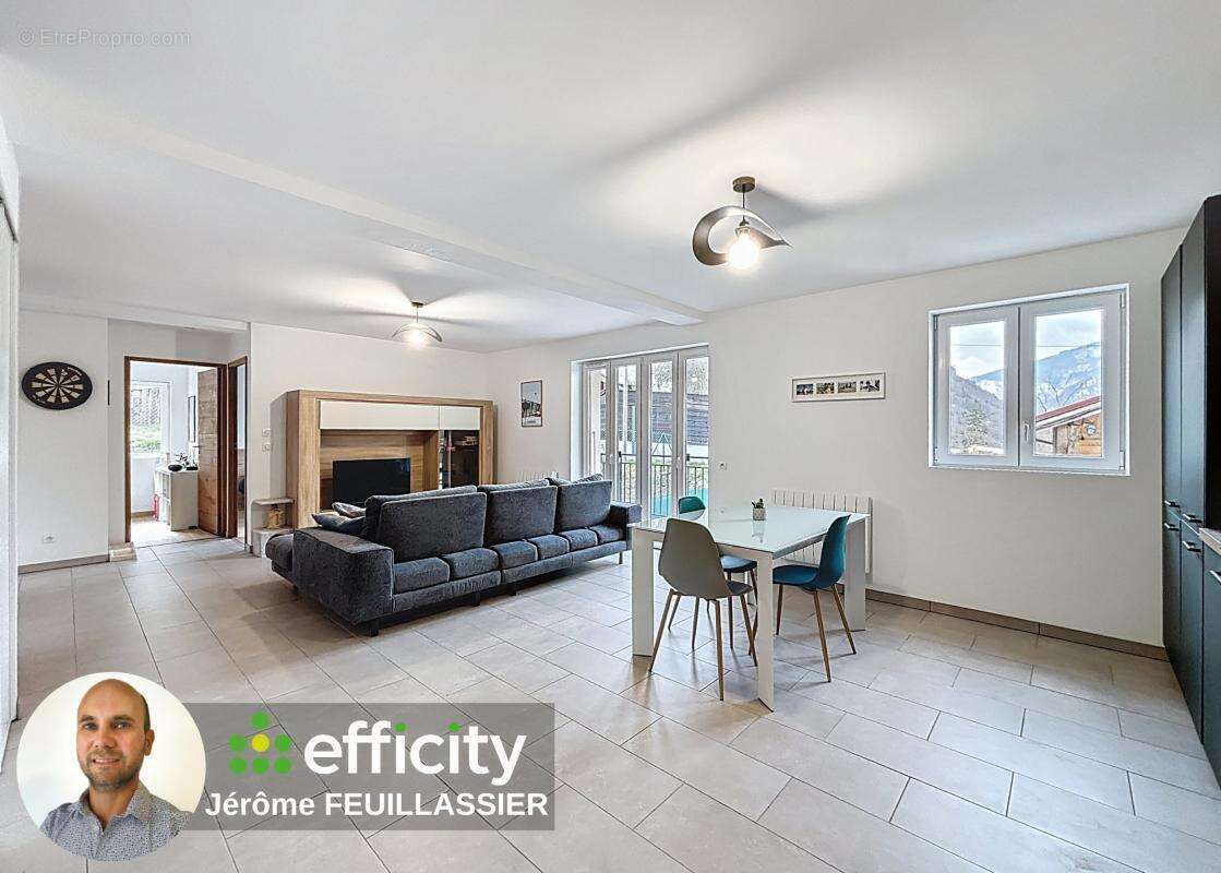 Appartement à SALLANCHES