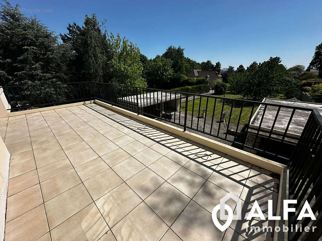 Maison à MONTMORENCY