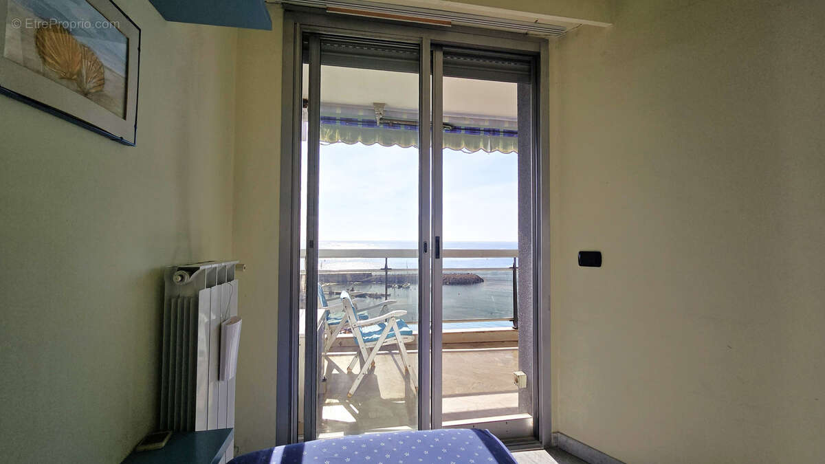 Appartement à ROQUEBRUNE-CAP-MARTIN