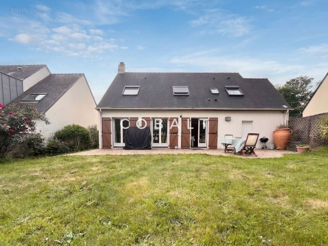 Maison à LA CHAPELLE-SUR-ERDRE