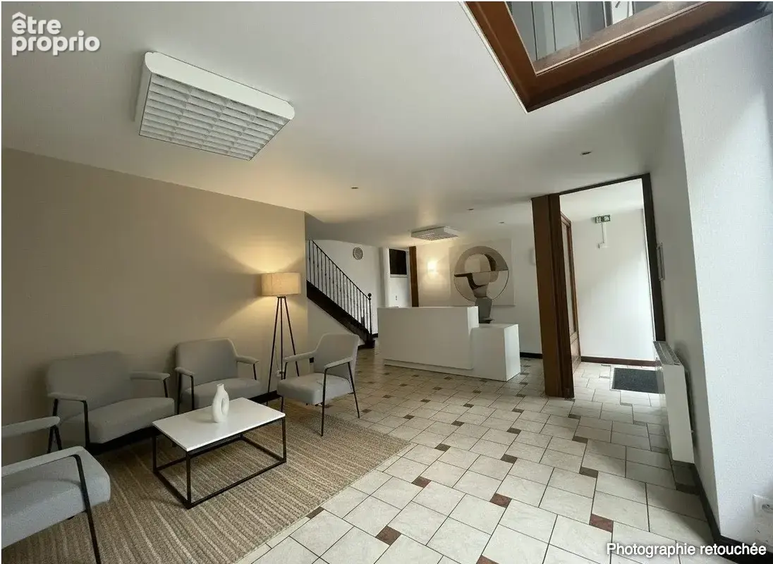 Commerce 176 m² à Saint-Flour  - photo 4