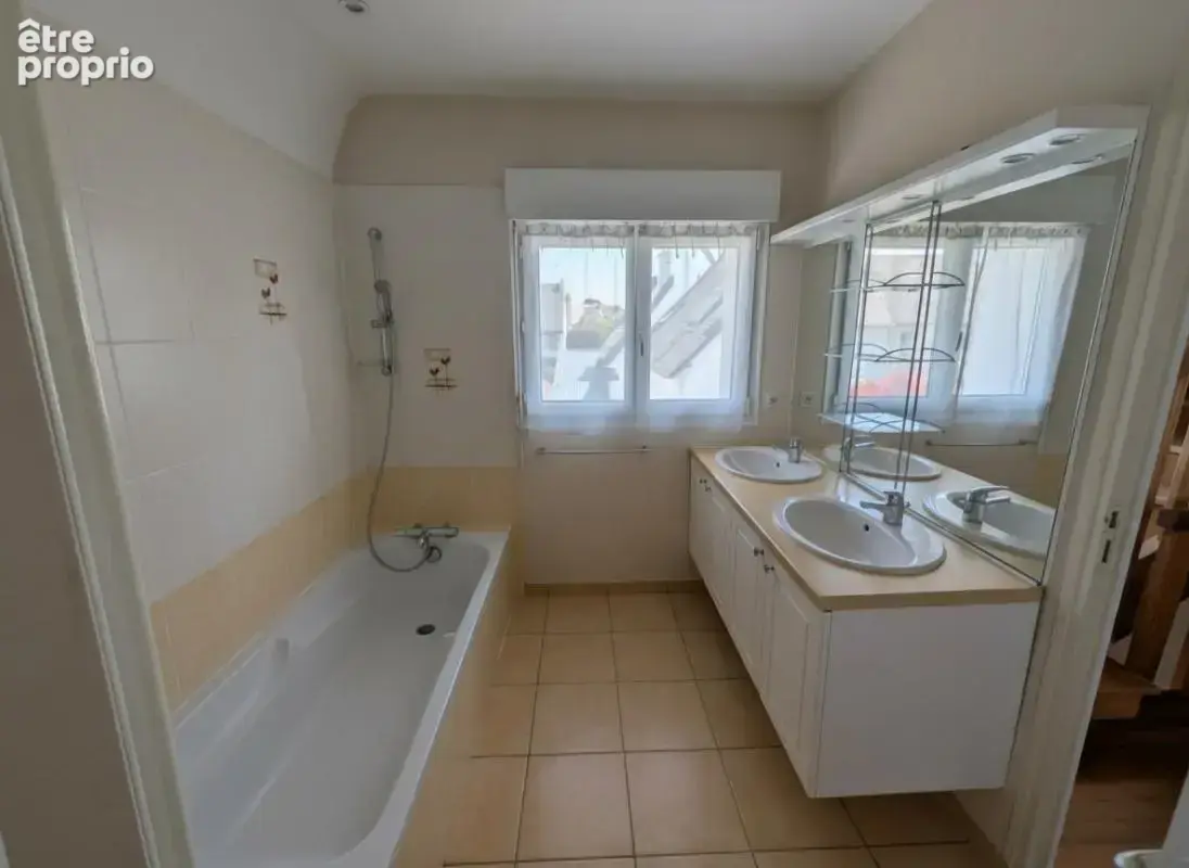 Maison Saint Brieuc 8 pièce(s) 179 m2 - photo 12