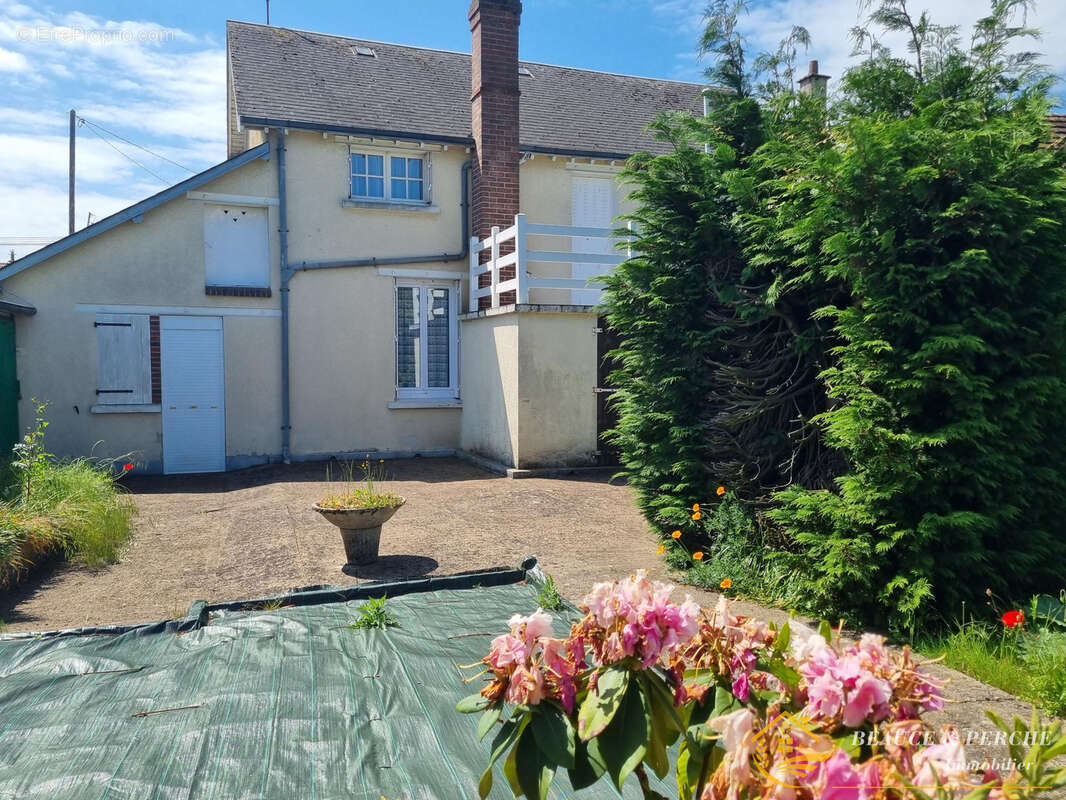 Maison à BROU