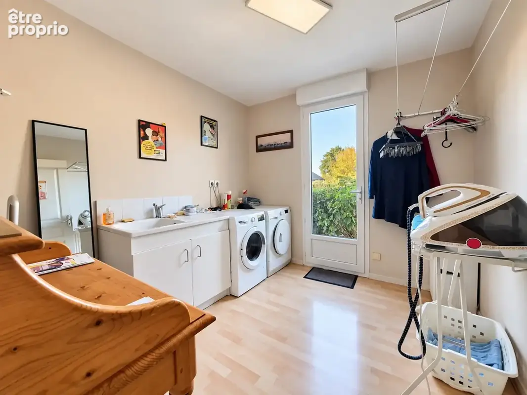 Maison à vendre 7 pièces BONCHAMP LES LAVAL (53) - photo 7