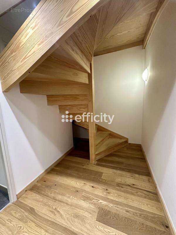 Appartement à SAINT-ETIENNE-DE-TINEE