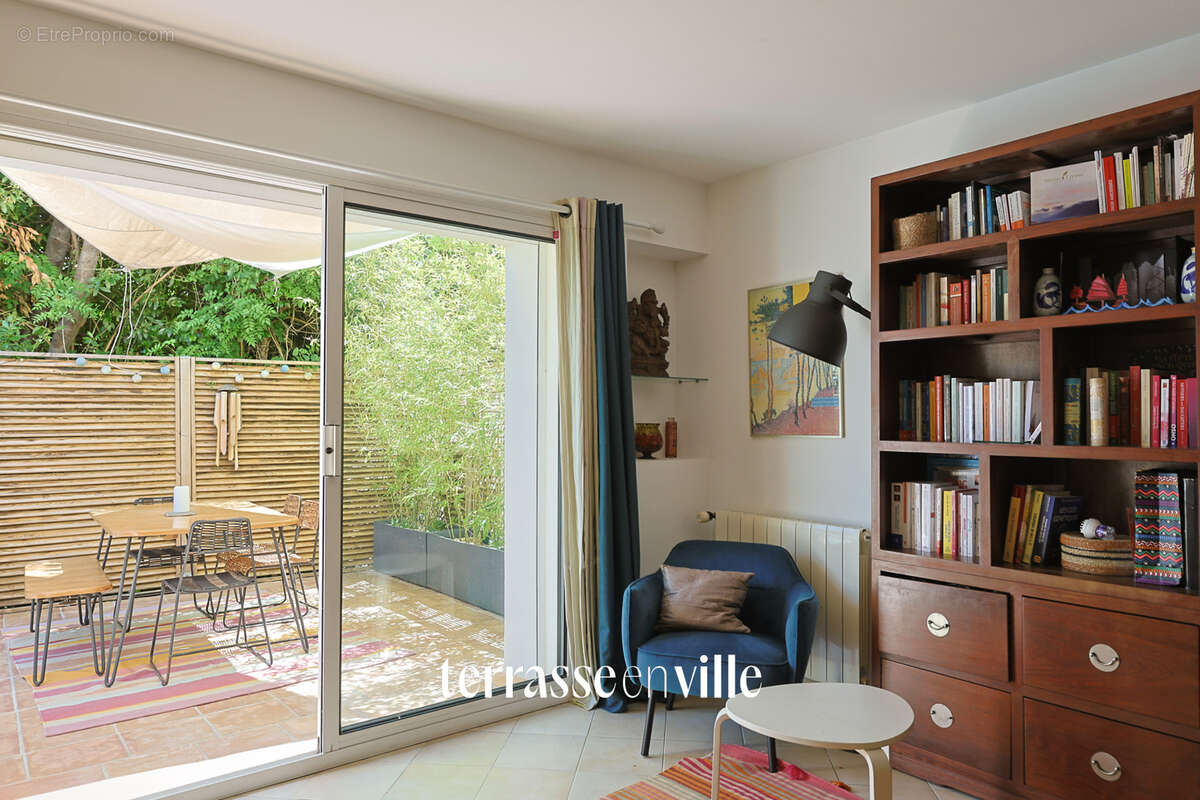 Exclusivite - toulon - cap brun - maison t 5 - 163 m2 - piscine - jardin - proximite  immediate des ecoles - photo 8