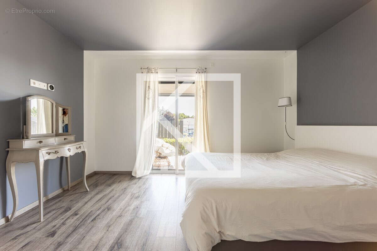 Maison 161 m² à La Milesse  - photo 6