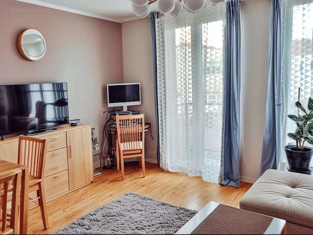 Appartement à ROMAINVILLE