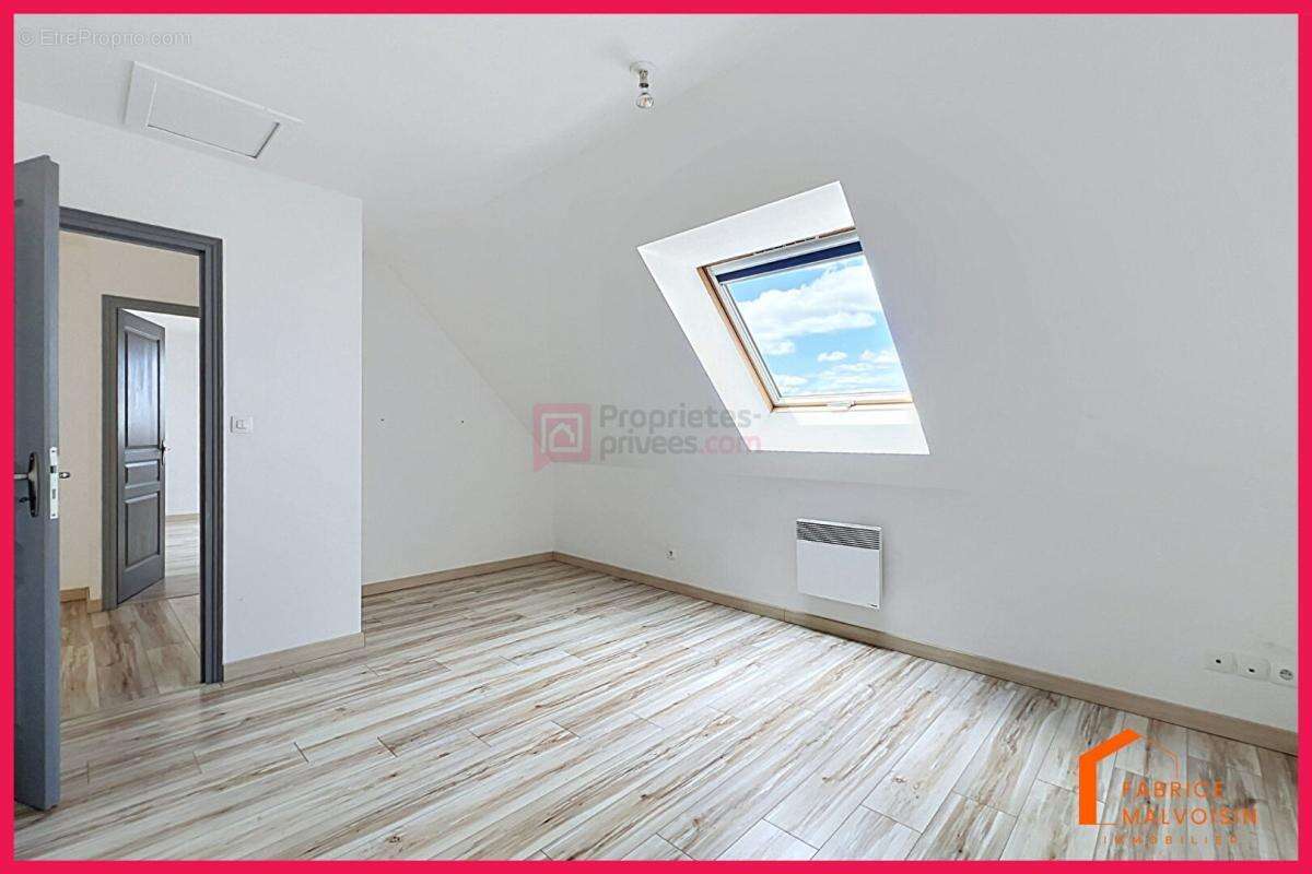 Maison 6 pièce(s) 136 m2 - photo 7