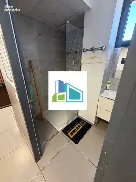 Commerce 1 113 m² à vendre à Le Pradet (83220) - photo 7