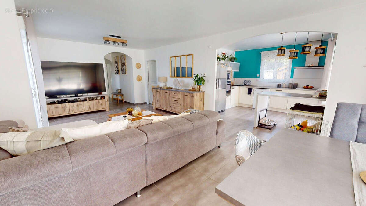 Maison à VAUX-SUR-MER