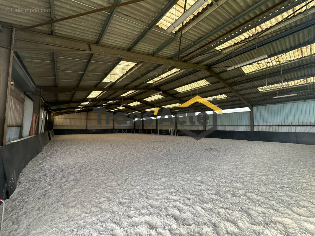 Maison à LATTRE-SAINT-QUENTIN