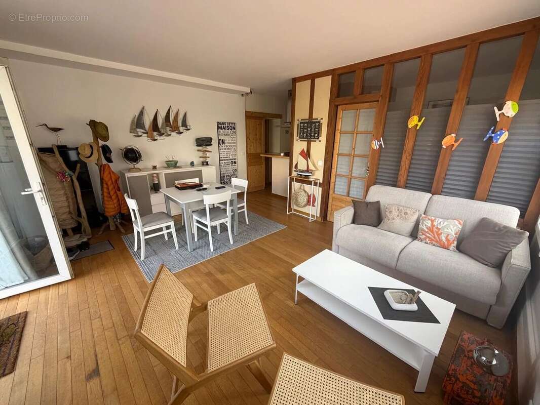 Appartement à DIVES-SUR-MER