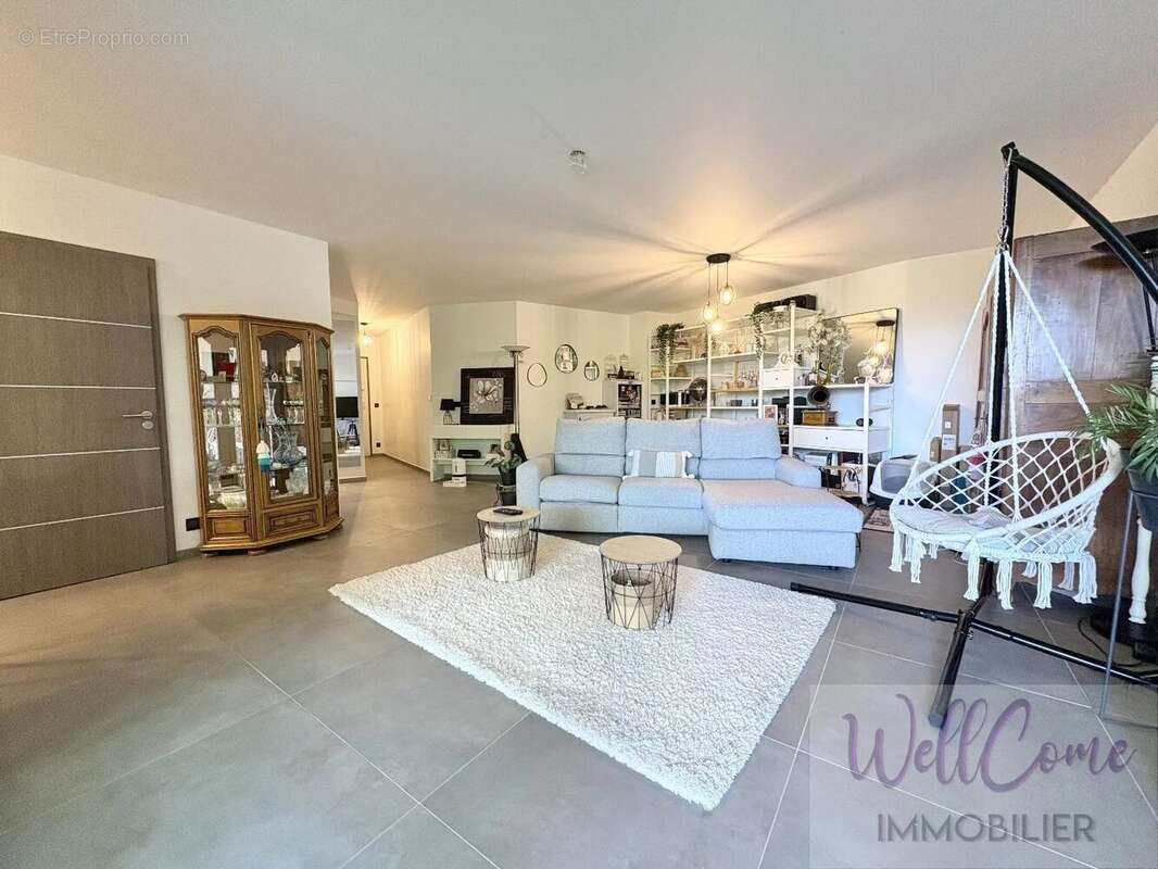 Appartement à AIX-LES-BAINS