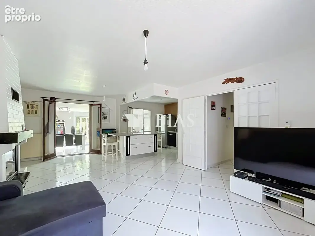 Maison 5 pièces 109 m² à vendre à Notre-Dame-De-Bondeville (76960) - photo 3