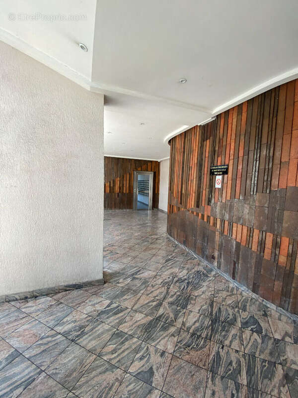 Appartement Paris 3 pièce(s) 66.45 m2 - photo 3