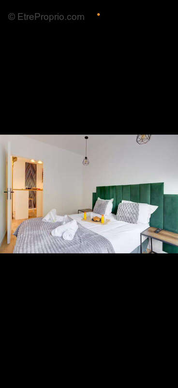 Appartement à PARIS-1E