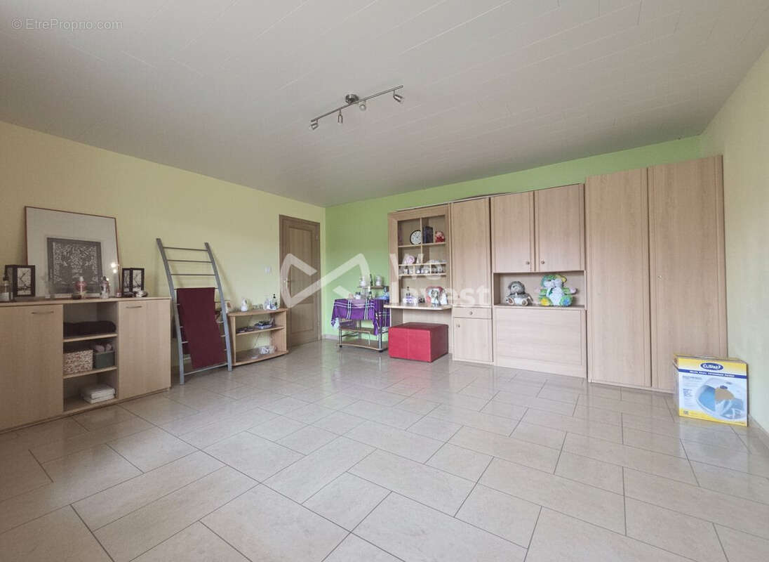 Maison 154 m² à Charency-Vezin  - photo 8